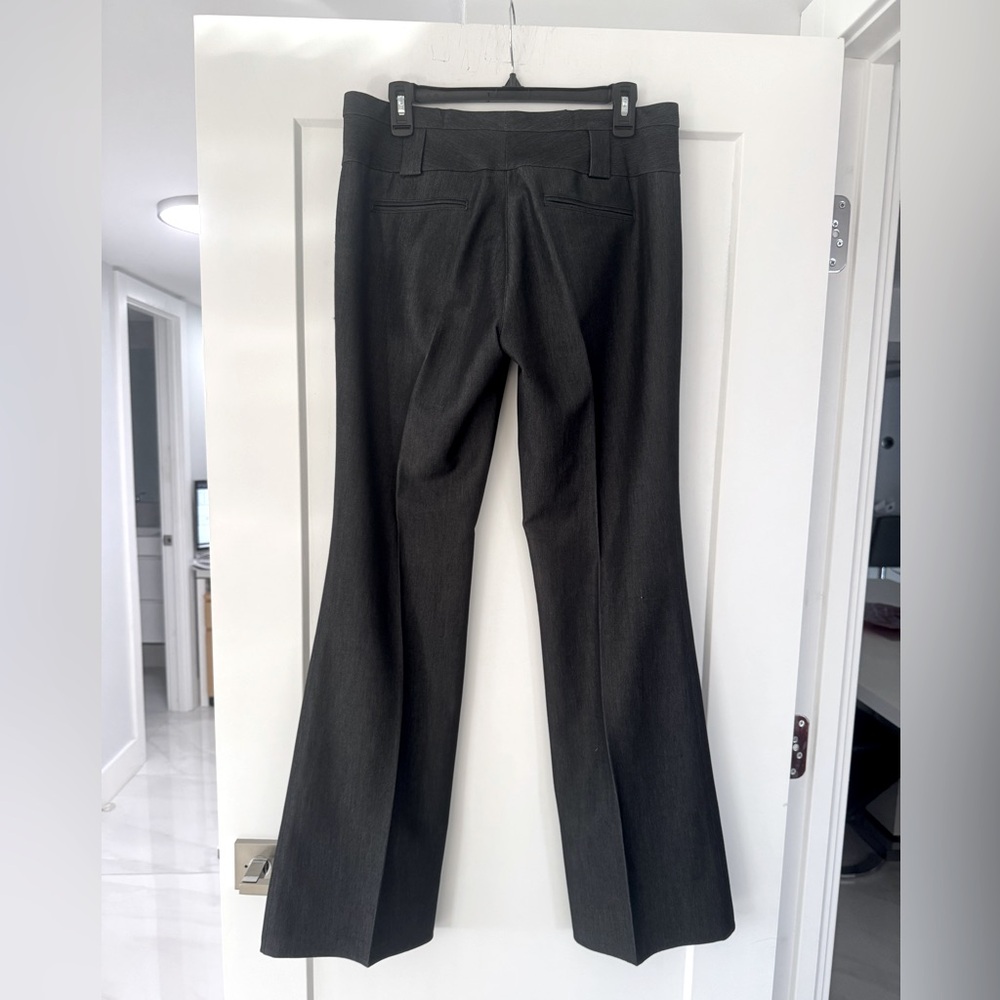 CENTRE VILLE PARIS Women Grey Dress Pants Straight Leg Cut. Size 10. Inseam 34”